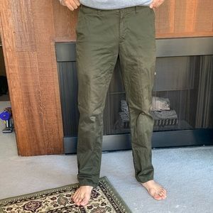 Hawker & Rye Forest Green Chinos